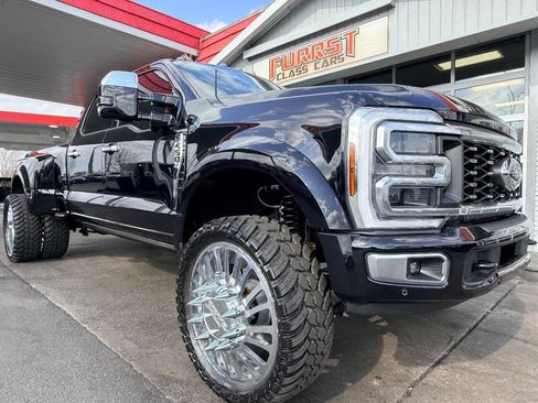 Used 2025 Ford F450 Platinum w/ Platinum Plus Package image 17