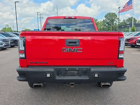 Used 2017 GMC Sierra 1500 SLT w/ SLT Premium Package AWD/4WD image 4