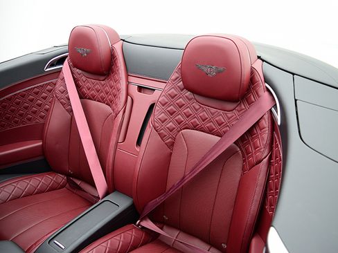 Used 2023 Bentley Continental GT Azure AWD/4WD image 39