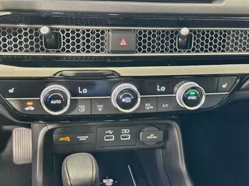 Certified 2024 Honda Civic Touring image 16