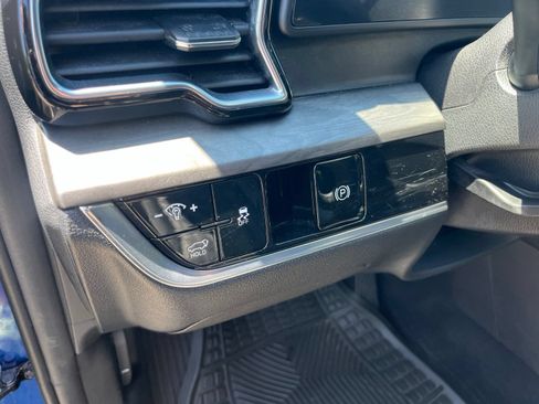 Used 2023 Kia Sportage X-Line w/ X-Line Premium Package AWD/4WD image 13