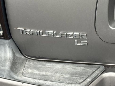 Used 2006 Chevrolet TrailBlazer LS w/ Skid Plate Package image 12