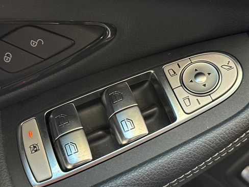 Certified 2021 Mercedes-Benz C 300 Sedan w/ Parking Assistance Package image 14