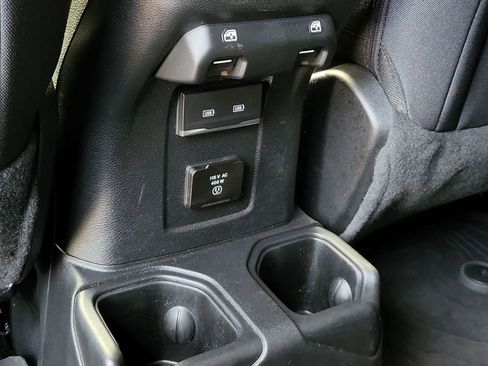 Used 2022 Jeep Gladiator Sport image 22