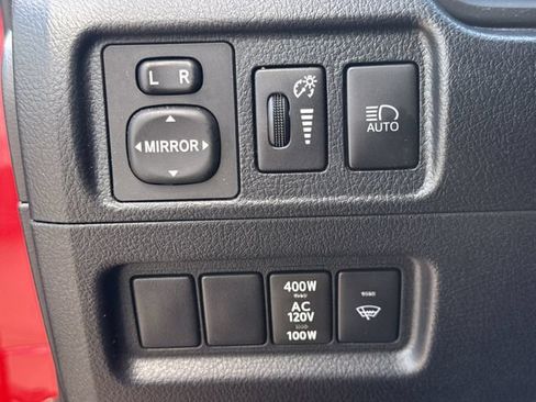 Used 2024 Toyota 4Runner TRD Off-Road Premium AWD/4WD image 24