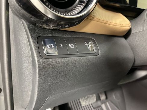 New 2026 Chevrolet Equinox ACTIV w/ Convenience Package III FWD image 28