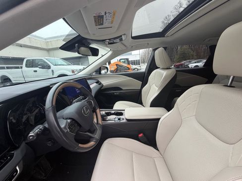 Certified 2024 Lexus RX 350 Premium w/ Cold Area Package image 2