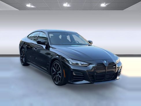 Used 2026 BMW M440i w/ Premium Package RWD image 7
