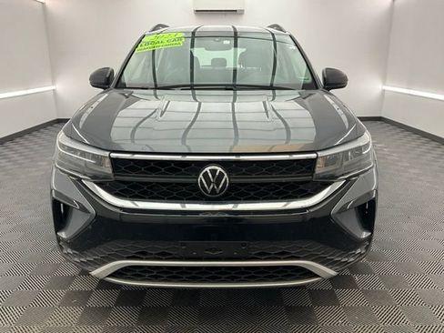 Used 2023 Volkswagen Taos S FWD image 2