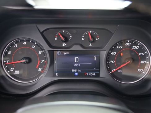 Used 2020 Chevrolet Camaro LT w/ RS Package RWD image 15