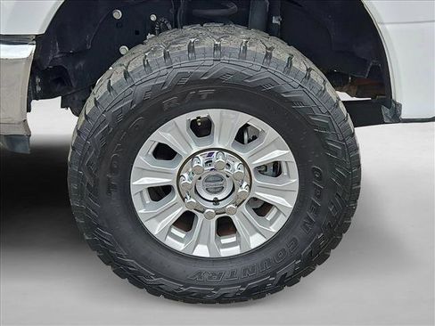 Used 2022 Ford F250 XL w/ STX Appearance Package image 22