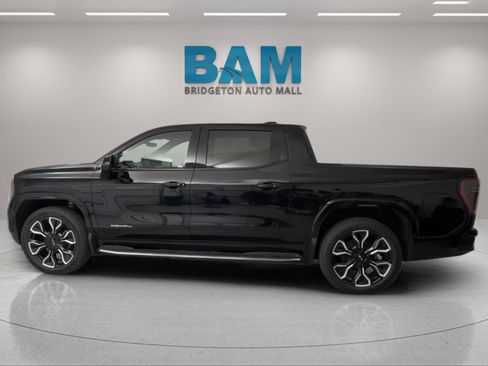 New 2025 GMC Sierra EV Denali image 4