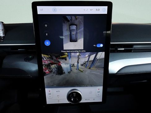 Used 2023 Ford Mustang Mach-E Select image 31