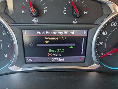 Used 2020 Chevrolet Traverse LT FWD image 20