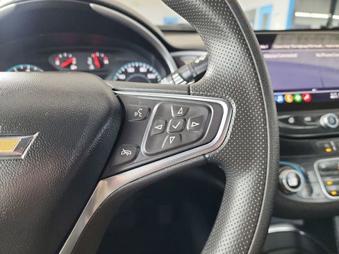 Used 2024 Chevrolet Malibu LT FWD image 24