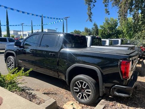 Used 2023 GMC Sierra 1500 AT4 AWD/4WD image 11