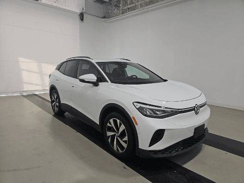 Used 2024 Volkswagen ID.4 2WD image 3