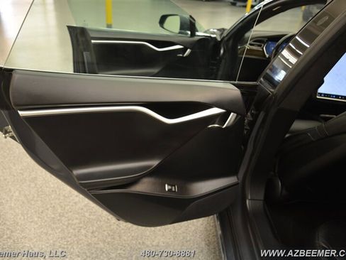 Used 2016 Tesla Model S AWD image 29