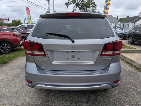 Used 2020 Dodge Journey Crossroad FWD image 5