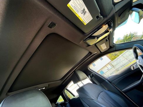 Used 2023 BMW X6 xDrive40i w/ Executive Package image 24