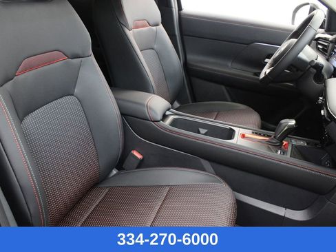 New 2026 Nissan Kicks SR image 20