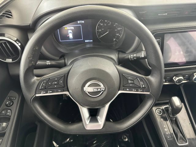 Used 2023 Nissan Kicks SV FWD image 23