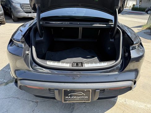 Used 2022 Porsche Taycan 4S image 8