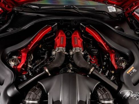 Used 2022 Ferrari Portofino M RWD image 8