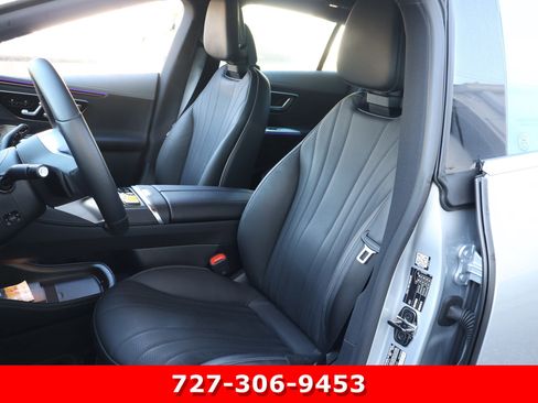 Used 2024 Mercedes-Benz EQE 500 4MATIC Sedan image 2