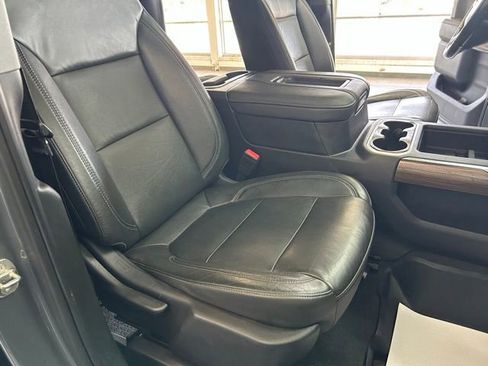 Used 2019 Chevrolet Silverado 1500 LT Trail Boss AWD/4WD image 33