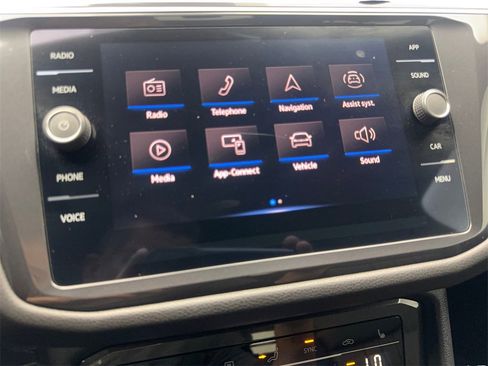 Used 2024 Volkswagen Tiguan SE R-Line w/ MDO Package, Three-Row image 66