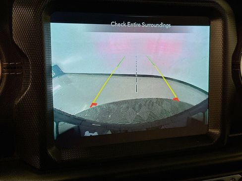 Used 2021 Jeep Wrangler Unlimited Sahara image 23