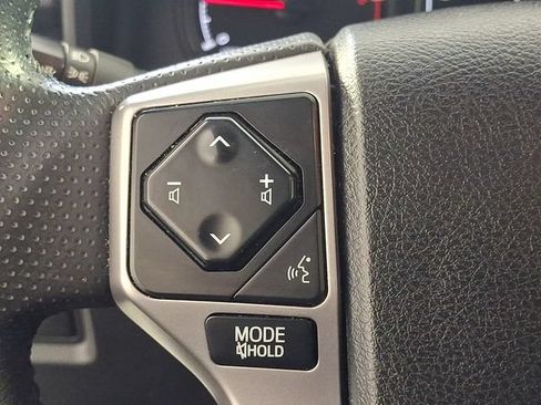 Certified 2020 Toyota 4Runner SR5 Premium w/ Moonroof Package AWD/4WD image 27