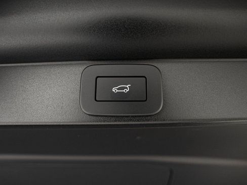 New 2026 Land Rover Range Rover SE AWD/4WD image 38