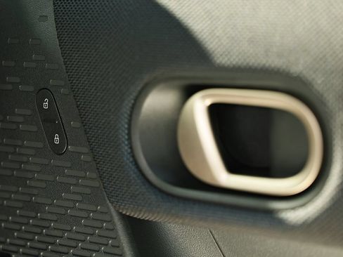 New 2026 MINI Cooper 2-Door Hardtop FWD image 40
