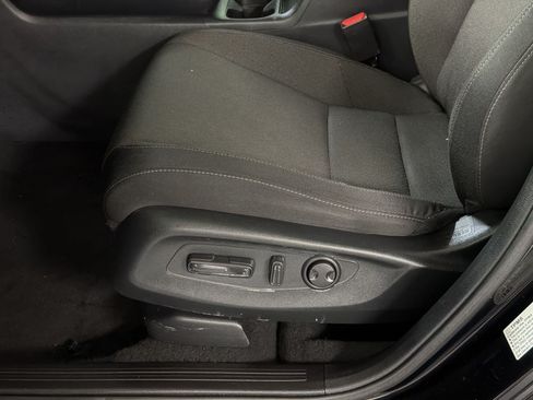 Certified 2025 Honda CR-V EX image 14