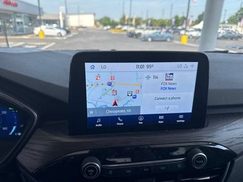 Used 2020 Ford Escape Titanium w/ Titanium Premium Package 2.0 FWD image 8