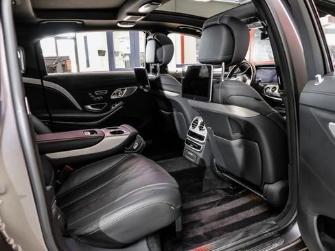 Used 2018 Mercedes-Benz Maybach S 650 image 43