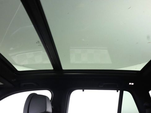 Used 2020 BMW X5 M50i image 27