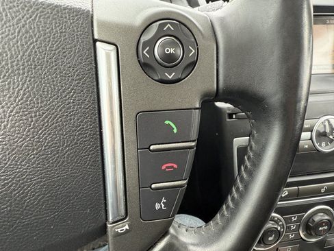 Used 2015 Land Rover LR2 AWD/4WD image 25