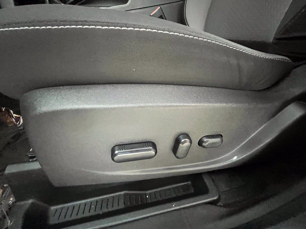 Used 2019 Ford Escape SE AWD/4WD image 30