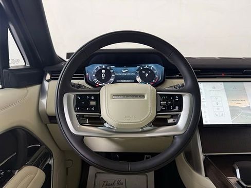 New 2025 Land Rover Range Rover Long Wheelbase SE image 24