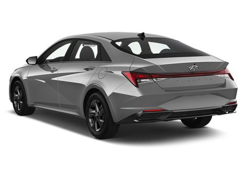 Used 2023 Hyundai Elantra SEL w/ Cargo Package FWD image 2