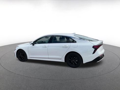 Used 2025 Kia K5 LXS image 10