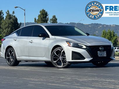 Used 2023 Nissan Altima 2.5 SR
