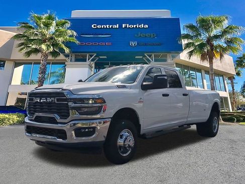 New 2026 RAM 3500 Tradesman AWD/4WD image 9