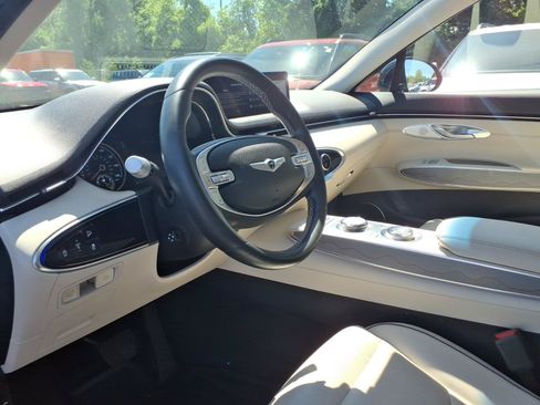 Used 2024 Genesis GV70 2.5T w/ Advanced Package AWD/4WD image 22