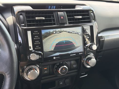 Certified 2024 Toyota 4Runner TRD Off-Road Premium image 7