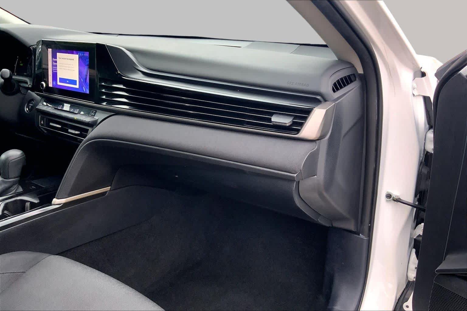 Used 2025 Toyota Camry LE w/ Convenience Package FWD image 18