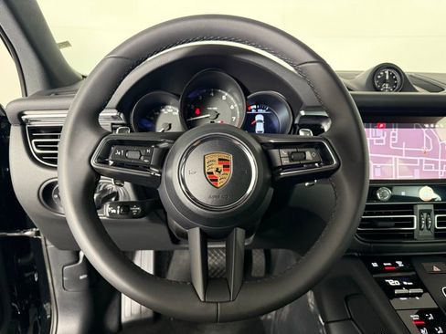 New 2026 Porsche Macan image 34